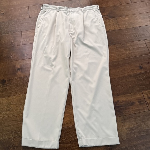 Nike Other - Nike Men's 38x30 (Fit 38x29.5) Beige Pleated Chino Golf Pants Cuffed